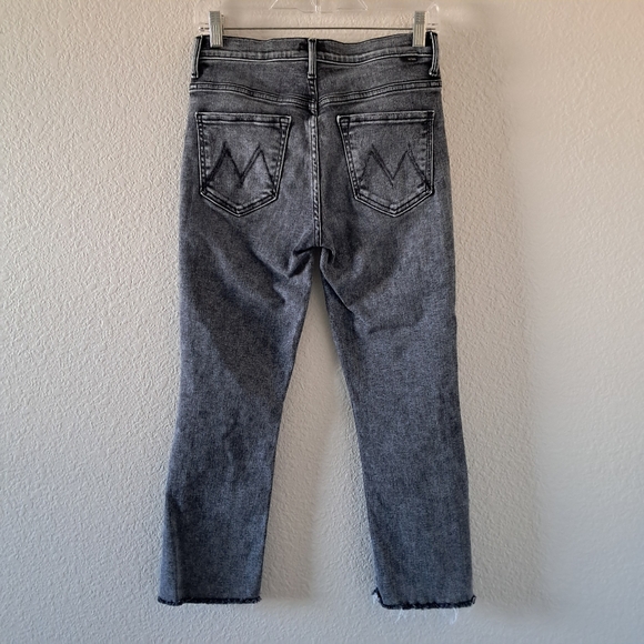 Mother Insider Crop Step Fray Jeans - Picture 6 of 11